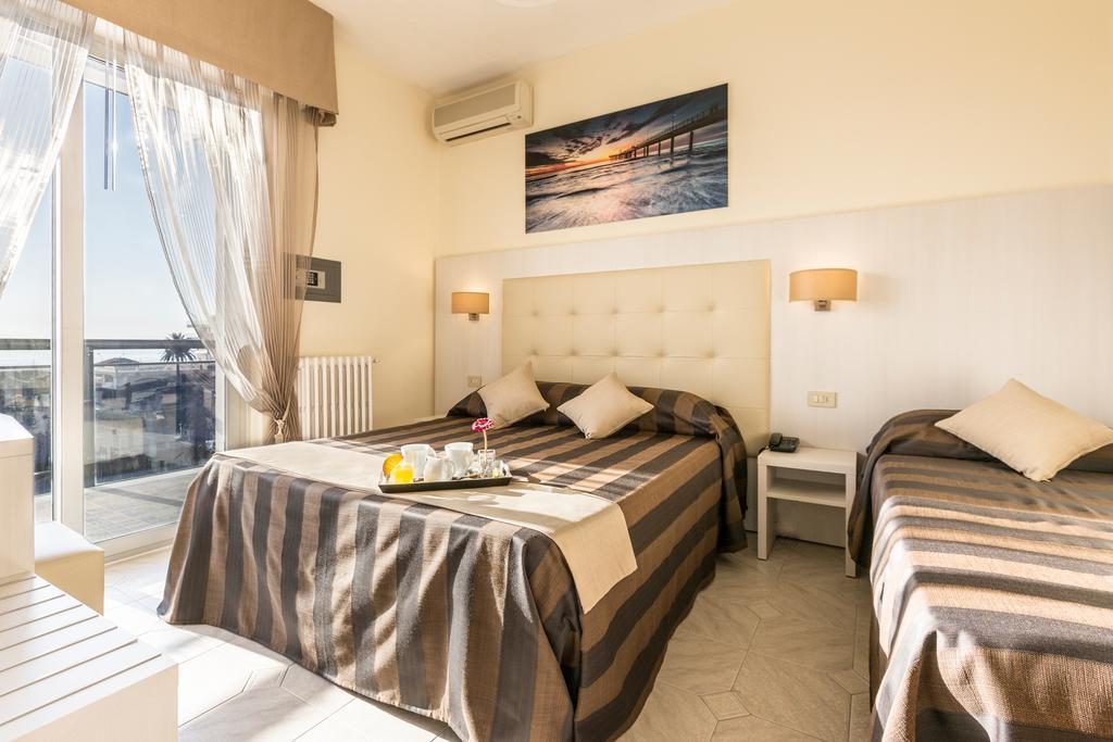 Hotel King Marina di Pietrasanta Δωμάτιο φωτογραφία