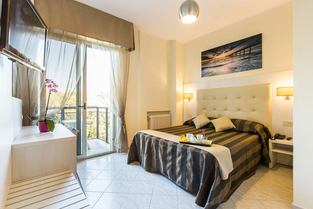 Hotel King Marina di Pietrasanta Εξωτερικό φωτογραφία