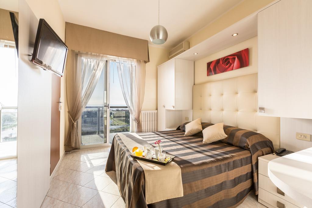 Hotel King Marina di Pietrasanta Δωμάτιο φωτογραφία
