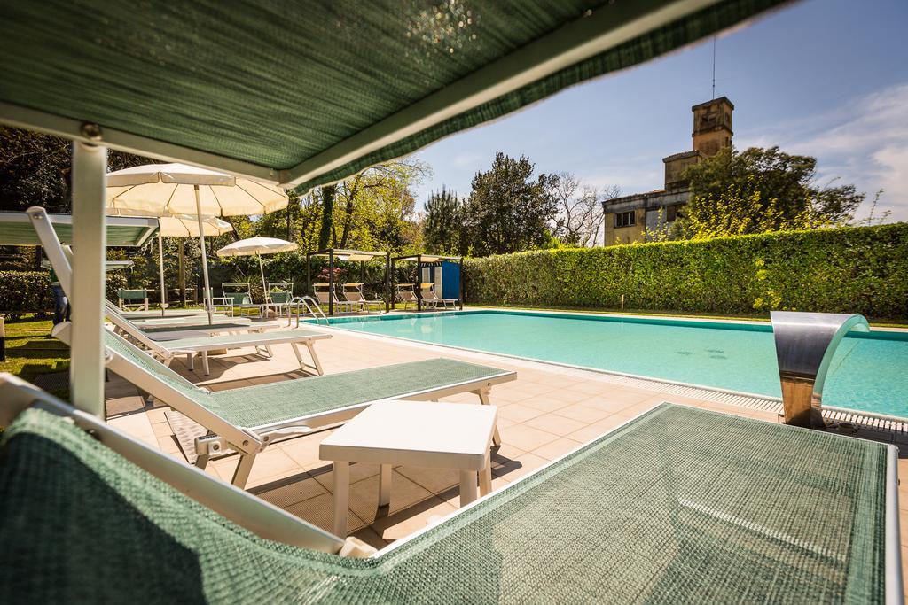 Hotel King Marina di Pietrasanta Εξωτερικό φωτογραφία