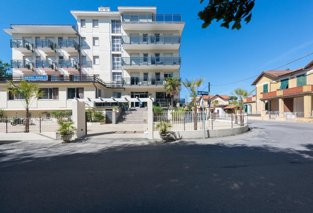 Hotel King Marina di Pietrasanta Εξωτερικό φωτογραφία